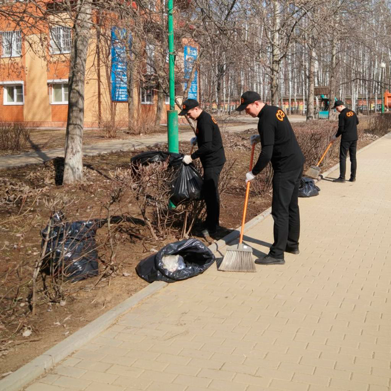 Уборка листьев в Малмыже